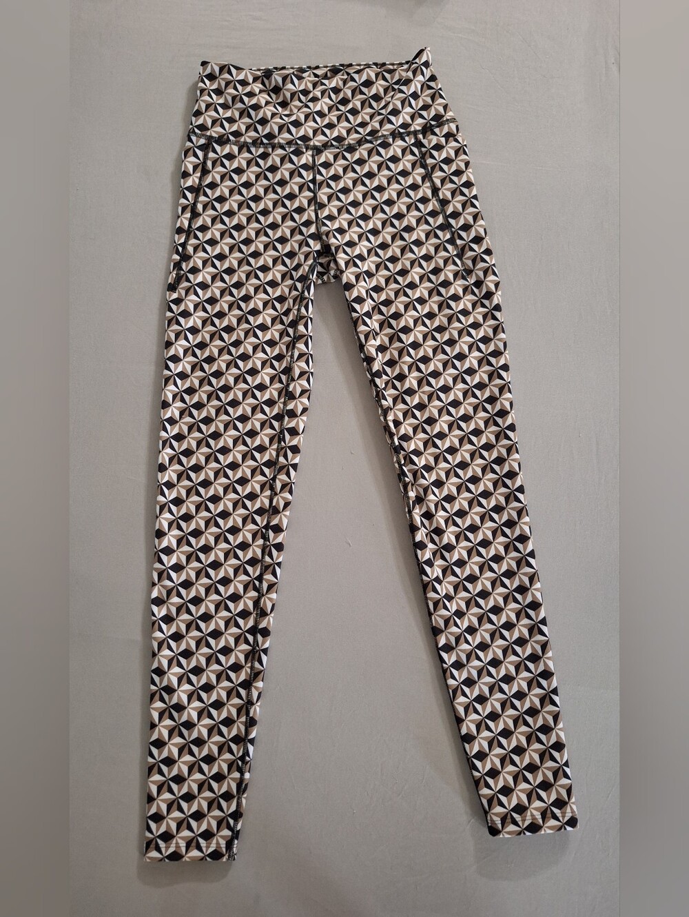 DSG Momentum 2.0 High Rise Full Length Leggings Preppy Geo Warm Stone Pockets